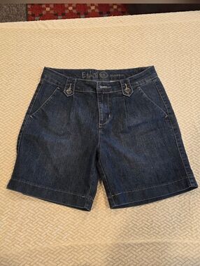 Ethyl Classic Mid-Dark Blue Denim Women's Shorts